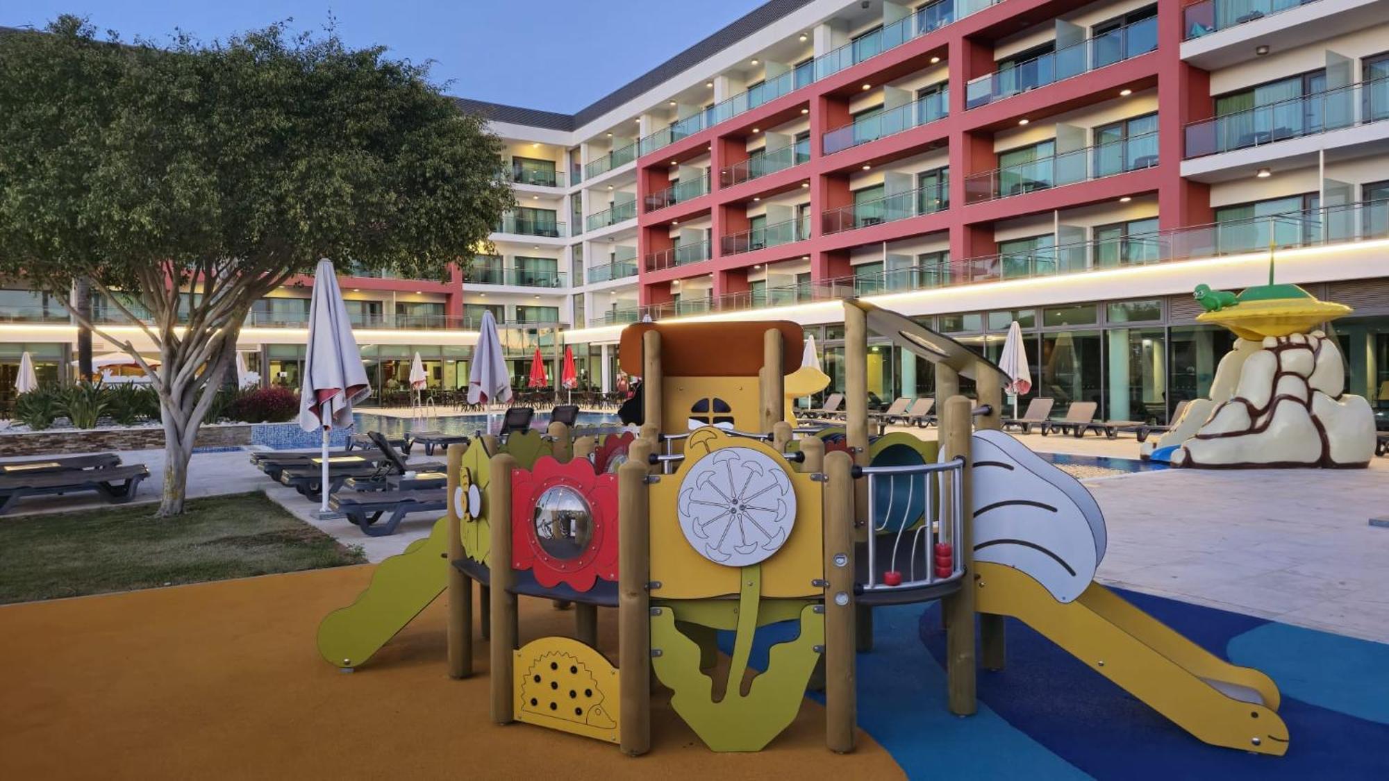 Aquashow Park Hotel كوارتيرا المظهر الخارجي الصورة